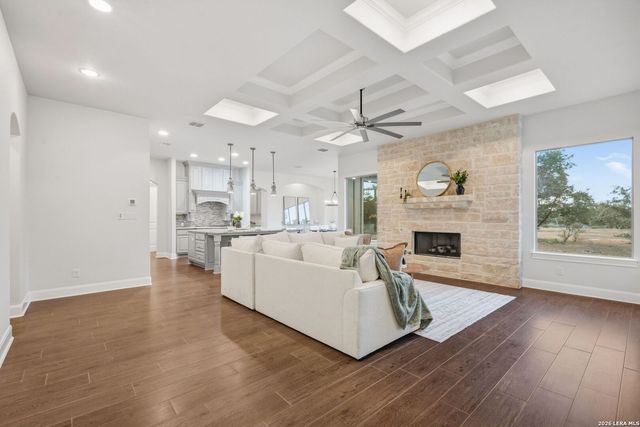 112 ROLLING VIEW DR, Boerne, TX 78006