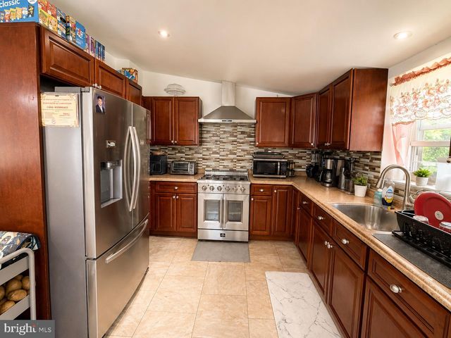 4634 JAMES ST, Philadelphia, PA 19137