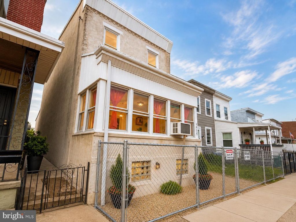 4634 JAMES ST, Philadelphia, PA 19137