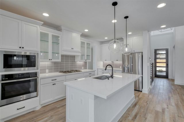 309 Langhorne BND, Liberty Hill, TX 78642