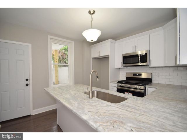 1812 WATERLOO ST, Philadelphia, PA 19122