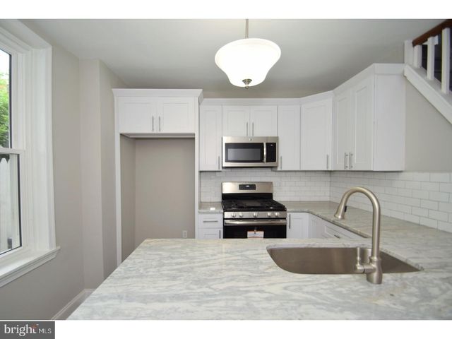 1812 WATERLOO ST, Philadelphia, PA 19122