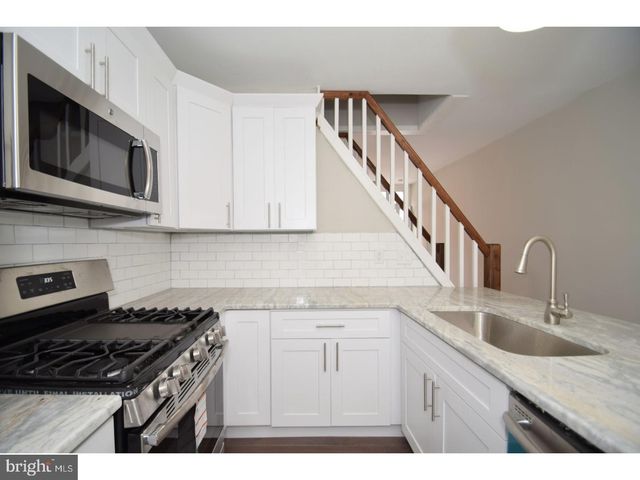 1812 WATERLOO ST, Philadelphia, PA 19122