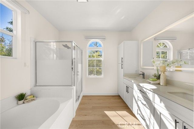 1906 Timberwood, Irvine, CA 92620