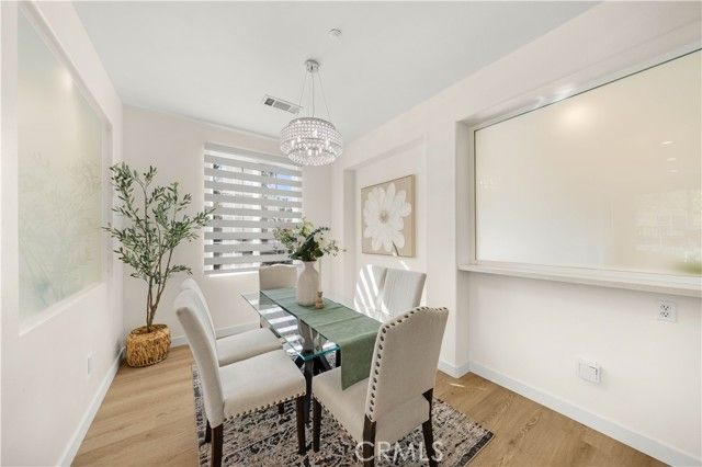 1906 Timberwood, Irvine, CA 92620