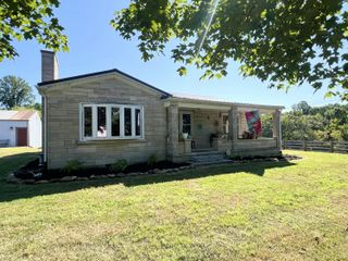 3052 E Mount Eden Road, Russell Springs, KY 42642