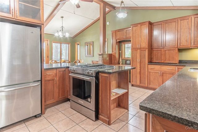 41 Allen Road, Hammond, NY 13646