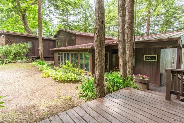 41 Allen Road, Hammond, NY 13646