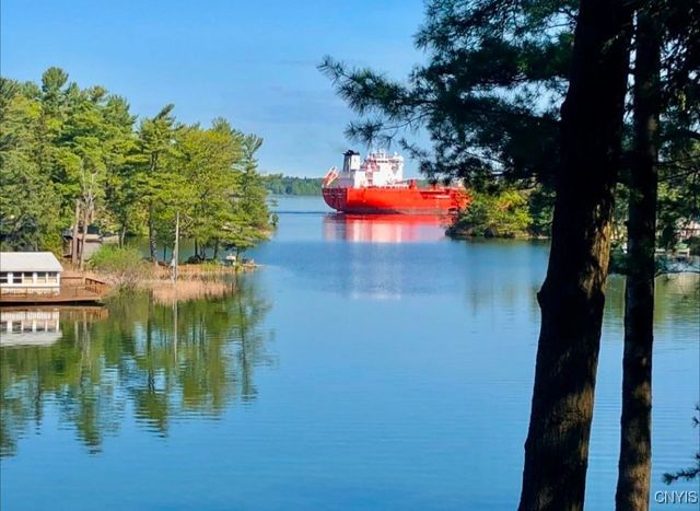 41 Allen Road, Hammond, NY 13646