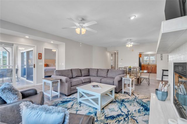 487 Tall Ship Drive 323, Salem, SC 29676