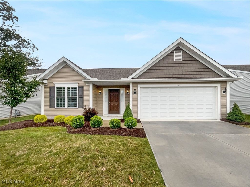167 Prestwyck Lane, Elyria, OH 44035