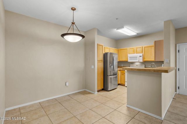 1500 E Pusch Wilderness Dr Unit 8102, Tucson, AZ 85737