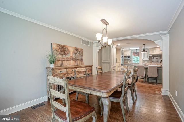 336 E CENTRAL AVE, Moorestown, NJ 08057