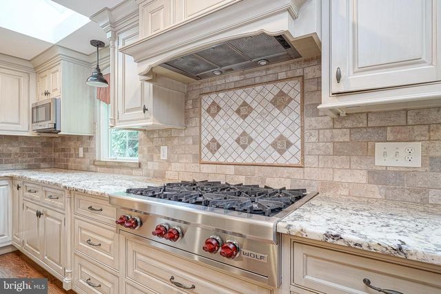 336 E CENTRAL AVE, Moorestown, NJ 08057