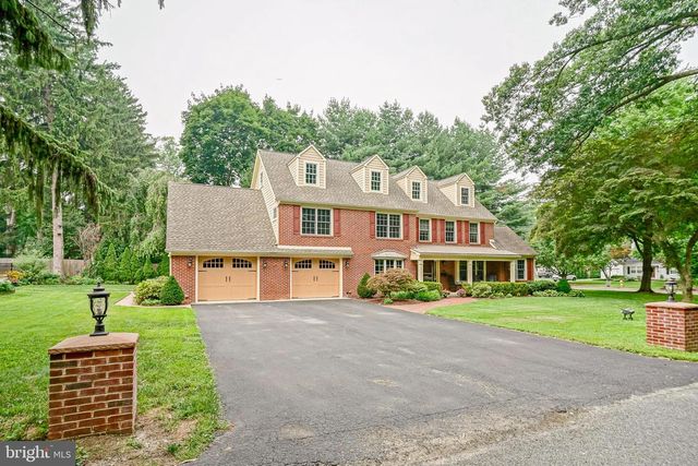 336 E CENTRAL AVE, Moorestown, NJ 08057