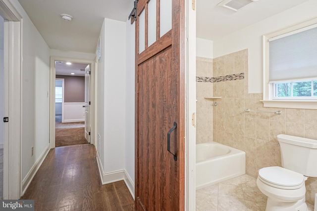 336 E CENTRAL AVE, Moorestown, NJ 08057
