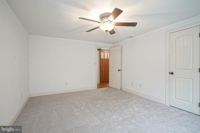 336 E CENTRAL AVE, Moorestown, NJ 08057