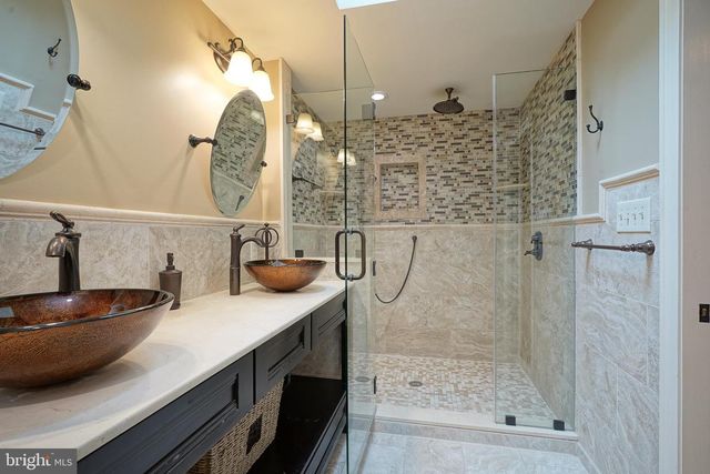 336 E CENTRAL AVE, Moorestown, NJ 08057