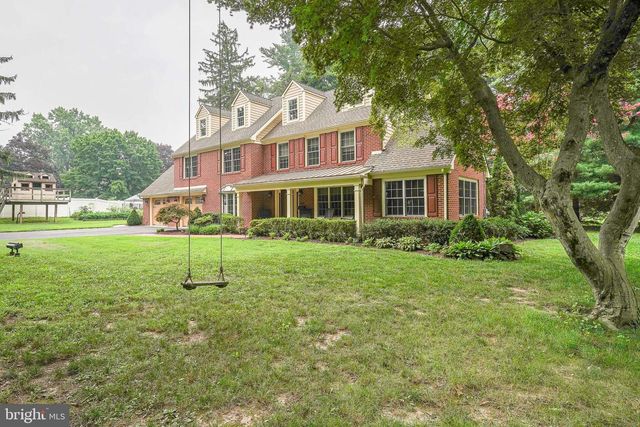 336 E CENTRAL AVE, Moorestown, NJ 08057