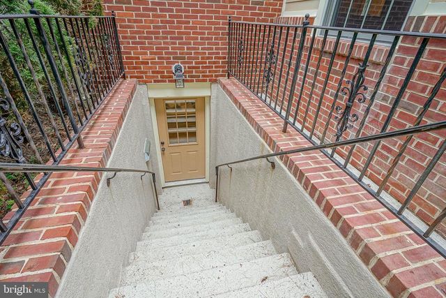 336 E CENTRAL AVE, Moorestown, NJ 08057