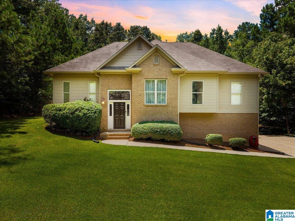 9162 THERMAL ROAD, Warrior, AL 35180