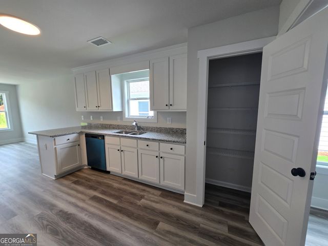 71 Charlie Way 18, Winder, GA 30680