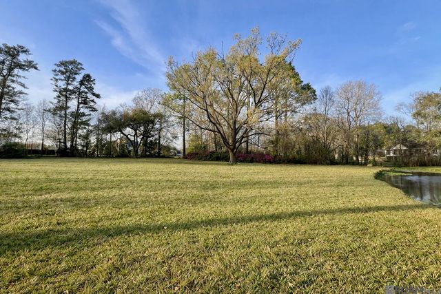 25534 Wax Rd, Denham Springs, LA 70726