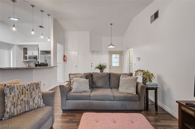9616 Kinlock Court, Las Vegas, NV 89117
