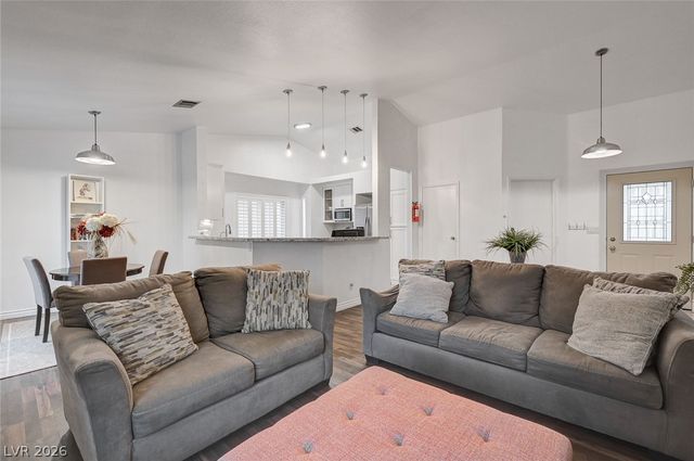 9616 Kinlock Court, Las Vegas, NV 89117