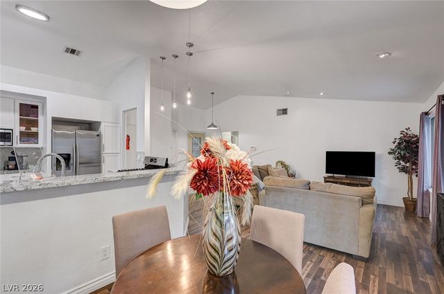 9616 Kinlock Court, Las Vegas, NV 89117