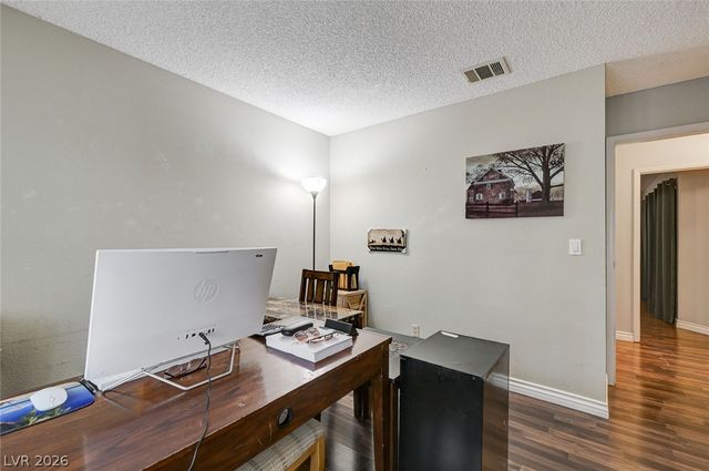 9616 Kinlock Court, Las Vegas, NV 89117