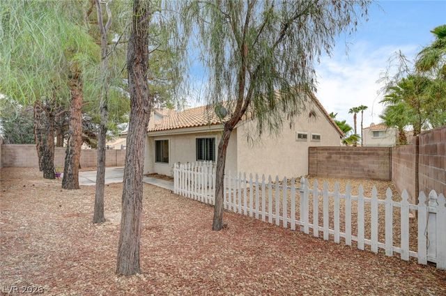 9616 Kinlock Court, Las Vegas, NV 89117