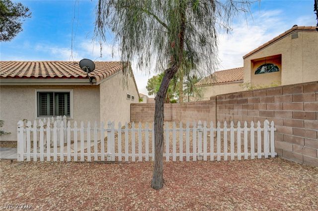 9616 Kinlock Court, Las Vegas, NV 89117