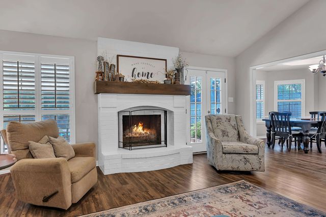 102 Remington Trl., Longview, TX 75604