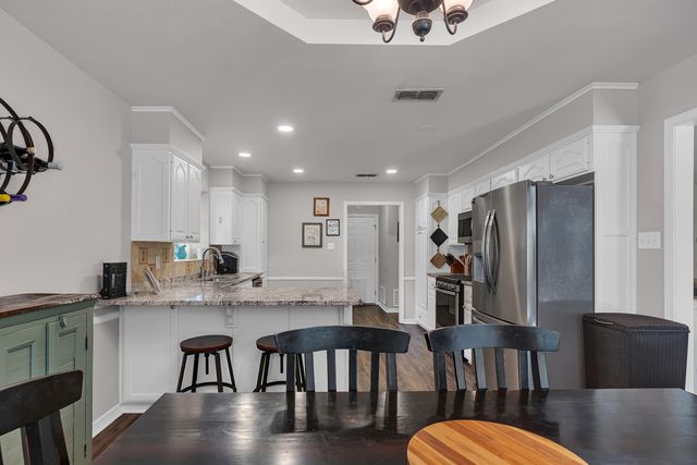 102 Remington Trl., Longview, TX 75604