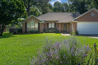 102 Remington Trl., Longview, TX 75604