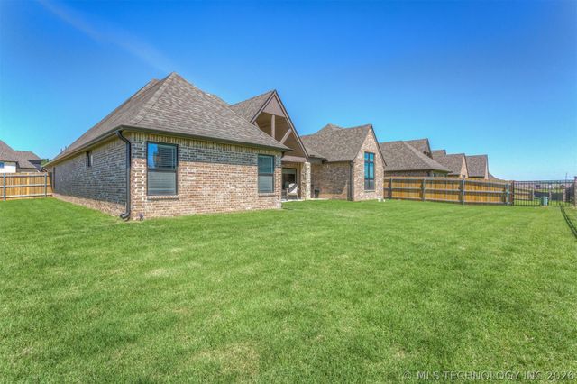 7901 N 147th East Avenue, Owasso, OK 74055