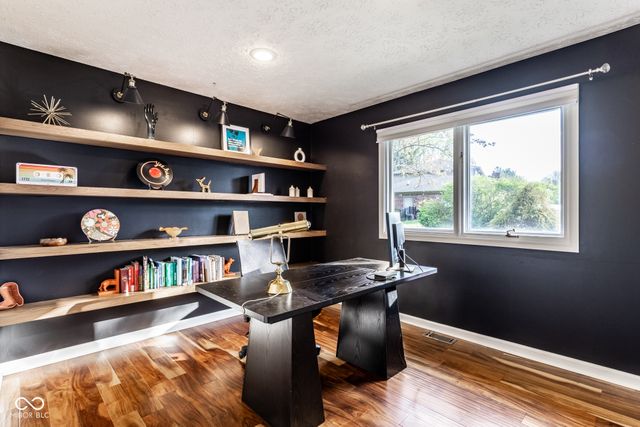 10373 Briar Creek Place, Carmel, IN 46033