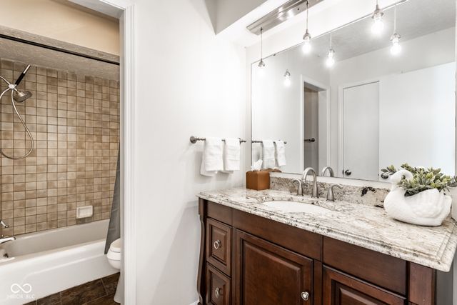 10373 Briar Creek Place, Carmel, IN 46033