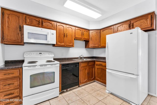 57 Penwood Drive 55, Whiting, NJ 08759