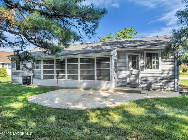 57 Penwood Drive 55, Whiting, NJ 08759