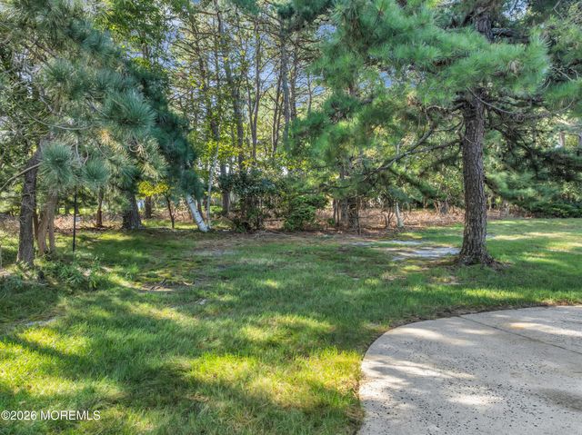57 Penwood Drive 55, Whiting, NJ 08759