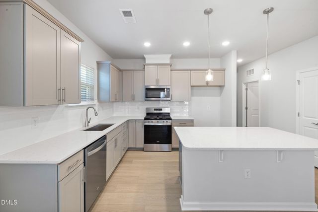677 Fosterton Cottage Way, Raleigh, NC 27603