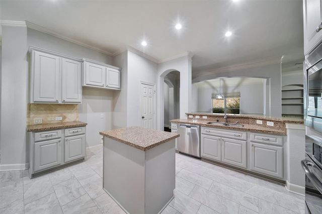 21047 Williams Creek Drive, Porter, TX 77365