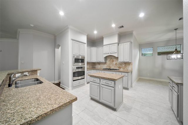 21047 Williams Creek Drive, Porter, TX 77365