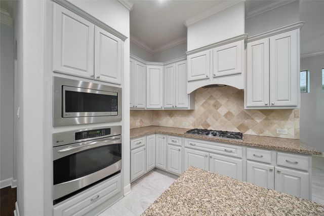 21047 Williams Creek Drive, Porter, TX 77365