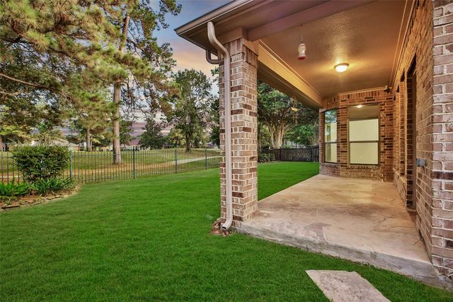 21047 Williams Creek Drive, Porter, TX 77365