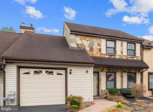 6 WHITEMARSH CT, Dover, DE 19904