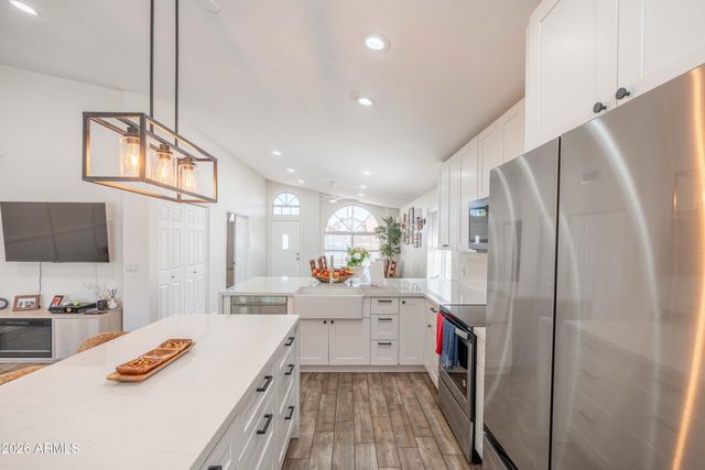 7749 W BOCA RATON Road, Peoria, AZ 85381