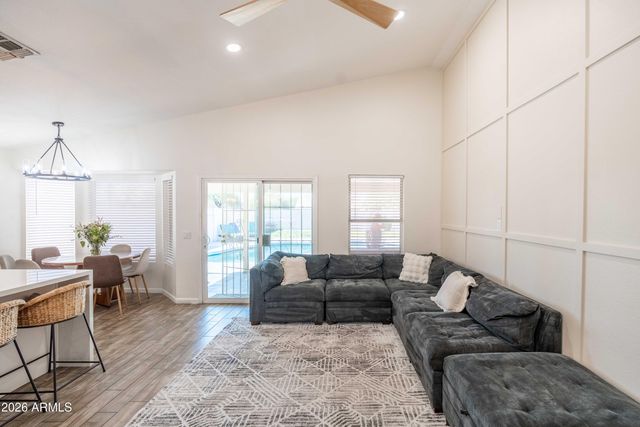 7749 W BOCA RATON Road, Peoria, AZ 85381